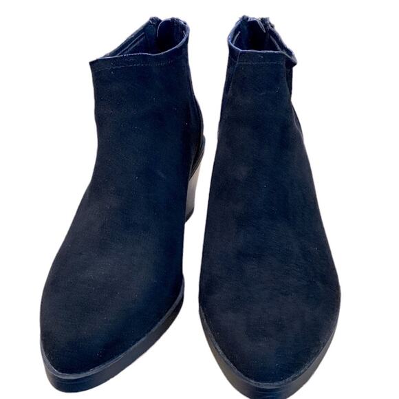 JustFab Jordi black faux suede ankle booties chunky heel 2.5” size 8 - Picture 8 of 8